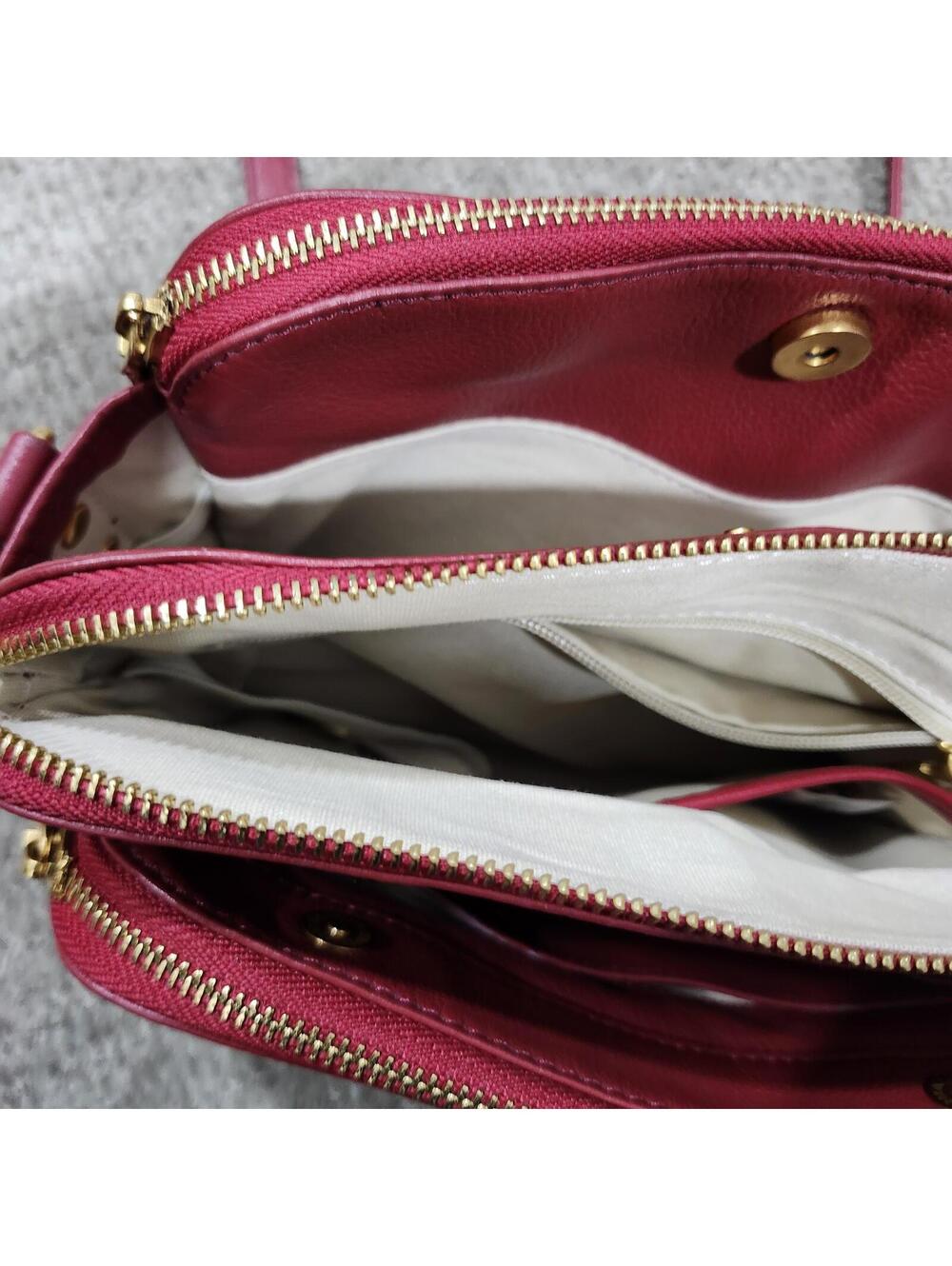 Minooy Red Leather Crossbody Bag Size Medium - Picture 12 of 14